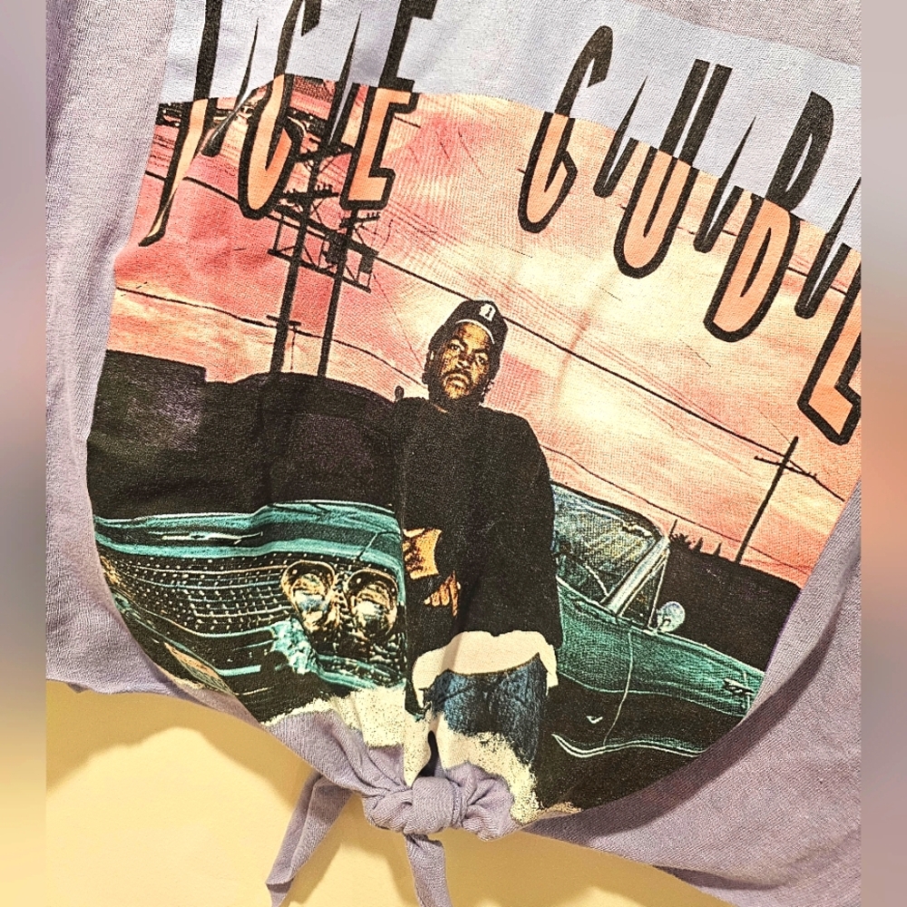 Ice Cube Purple Graphic Cropped Tie T-Shirt  Distressed Sleeves Size Medium - Picture 2 of 3